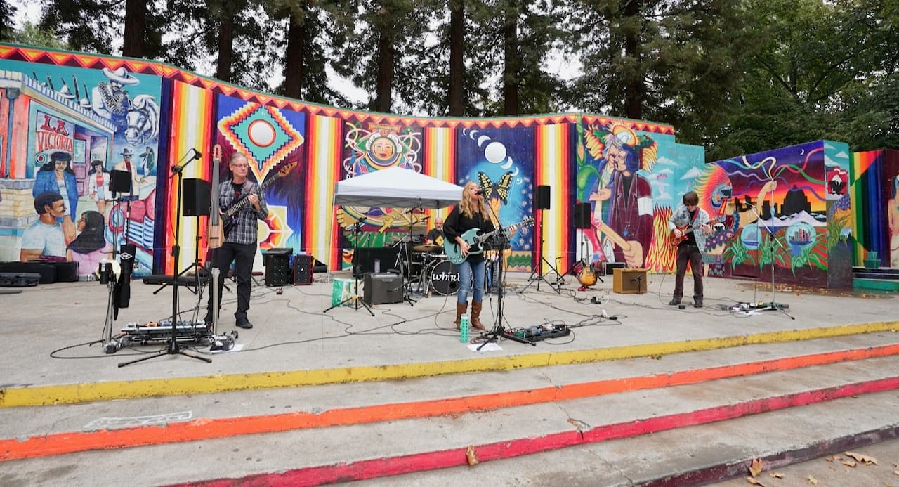 Live — Whirl